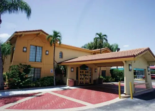 cheap hotels in fort myers